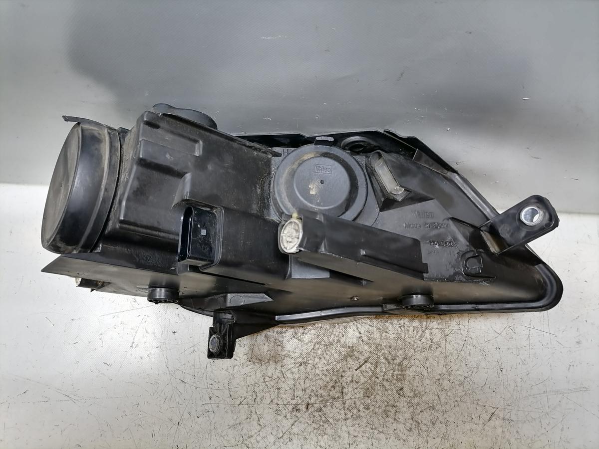 VW Passat 3C original Scheinwerfer vorn links Halogen Bj.2006